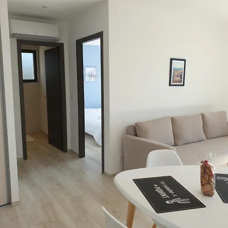 L'arbousier 4 Pers Piscine Chauffee 2 Min En Voiture Sainte-Lucie de Porto-Vecchio