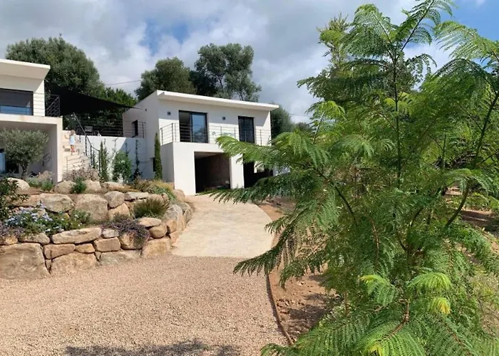 L'arbousier 4 Pers Piscine Chauffee 2 Min En Voiture * Sainte-Lucie de Porto-Vecchio
